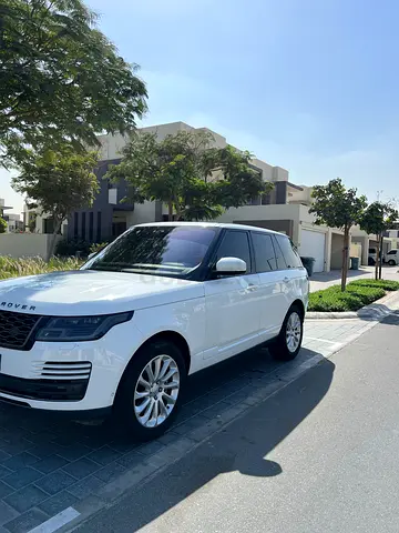 Pristine Land Rover Range Rover Vogue HSE 2019 | GCC Specs
