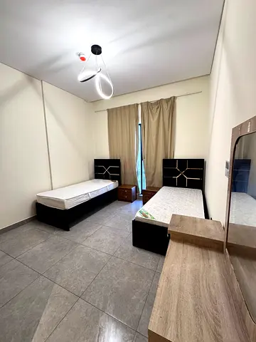 Master room available for Rent near Emirates tower metro station on sheikh zayed road