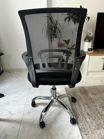 Black Mesh Ergonomic Office Chair with Chrome Base