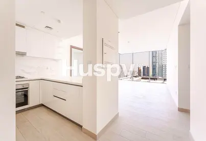 Vacant | Community View | Mid Floor