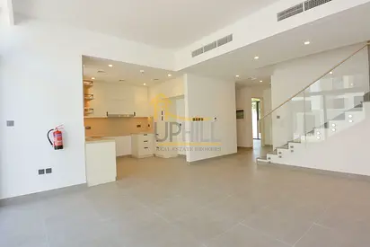 Corner Unit Spacious 4 Beds in a Gated Community