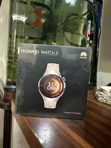 Huawei Watch 5 (boxed) - Good condition