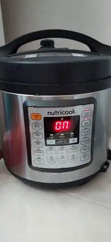 Ekectric Cooker Nutricook 5.5 ltrs ,in good condition