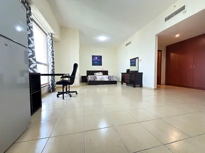 MASTERBEDROOM MARINA VIEW HIGH FLOOR AVAILABLE 1JUNE