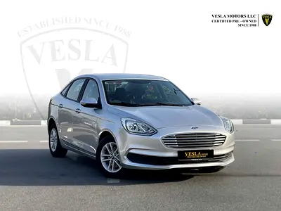 UNLIMITED MILEAGE WARRANTY / CRUISE CONTROL + CAMERA + ALLOY WHEELS + LED LIGHT / IN HOUSE FINANCE