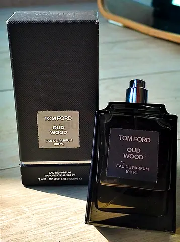 Tom Ford Oud Wood | Personal Collection | Selling Due to Decluttering