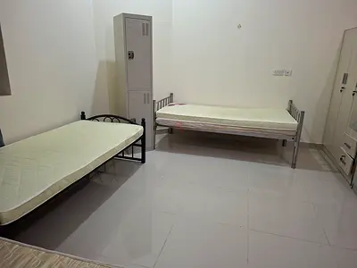 Bedspace for working wowmens available