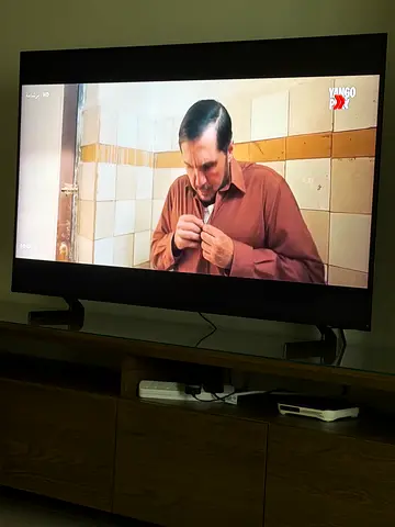 Samsung 55-inch QLED TV - Q60BA in excellent working condition