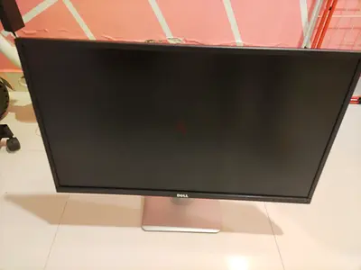 DELL MONITOR 27 INCHS VERY GOOD CONDITION