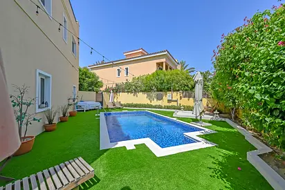 Mazaya A2 with Pool | Top Location | Corner