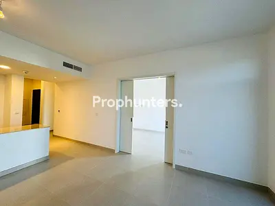 4BR + Maid Townhouse | Single Row | Town Square