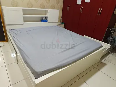 Modern White Cot and Bed with Storage Headboard and 4 draws