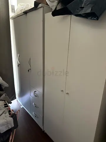 2 + 1 White 3-Door Wardrobe / Armoire in Good Condition