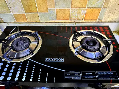 Gas stove with New regulator cable