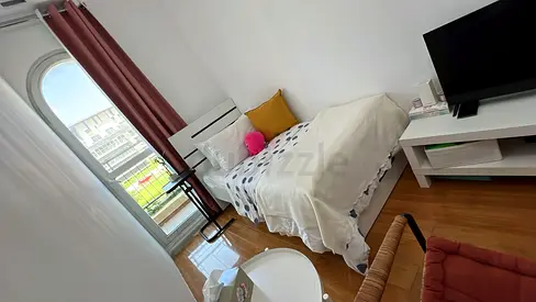 Cheap room in front of a park in JVC