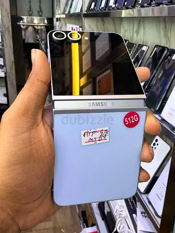 Samsung Galaxy Z Flip 6 (512GB) - Light Blue, Good Condition