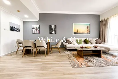 Exclusive | Lake View | Upgraded | Vacant