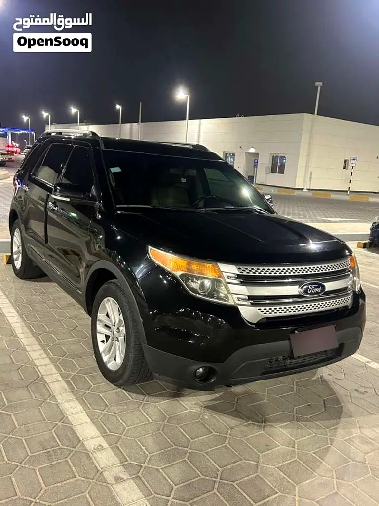 Ford Explorer 2014 — photo 1 of 5