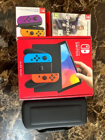 Nintendo Switch Oled (Excellent condition)