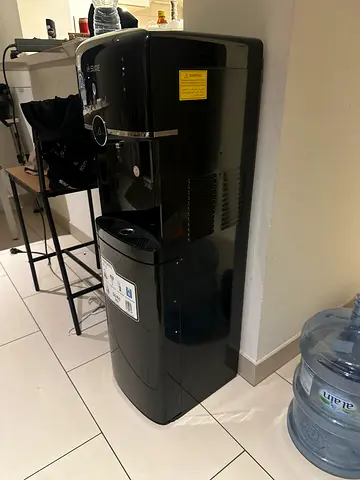 Water cooler