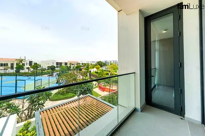 Upgraded| Corner Unit | Close To Amenties