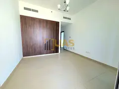FULL HUGE 1BHK NEAR WTC HOT OFFER STOREROOM
