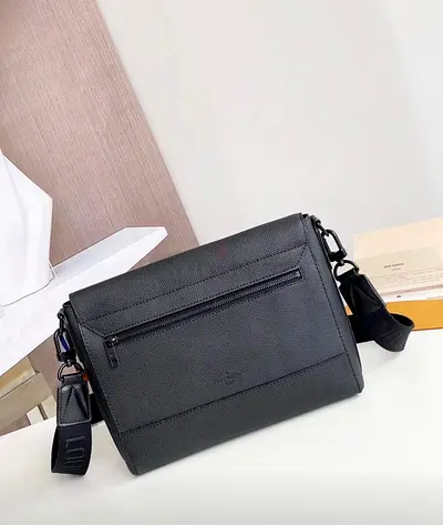 Louis vuitton Aerograme messenger bag