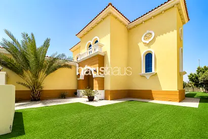 3br Large layout | Corner | Vacant