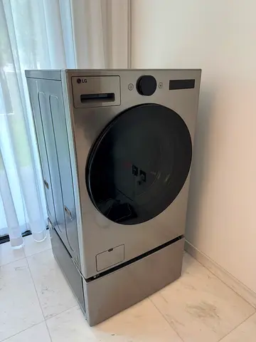 LG Front-Load Washing / Dryer Machine - Brand New 15KG