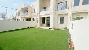 Ready now | Lovely 3 Bedroom | Close to park