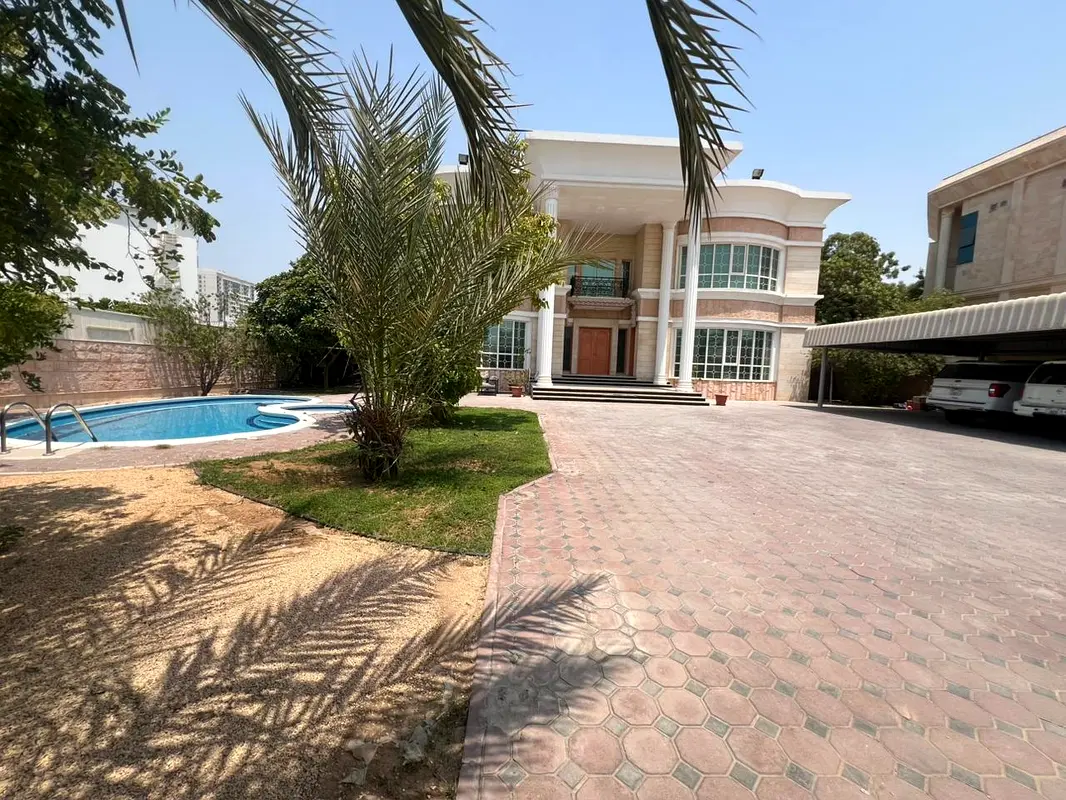 READY TO MOVE MODERN 7BR | POOL MAIDS DRIVER ROOM