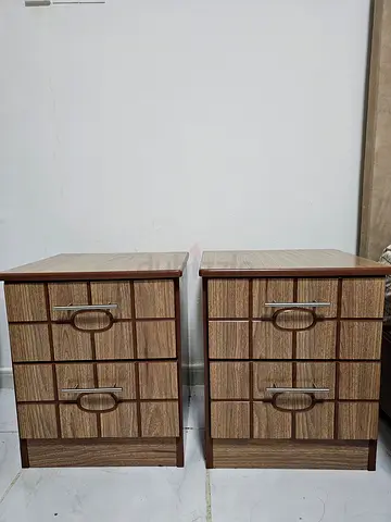 Pair of Wooden Bedside Nightstands with Drawers