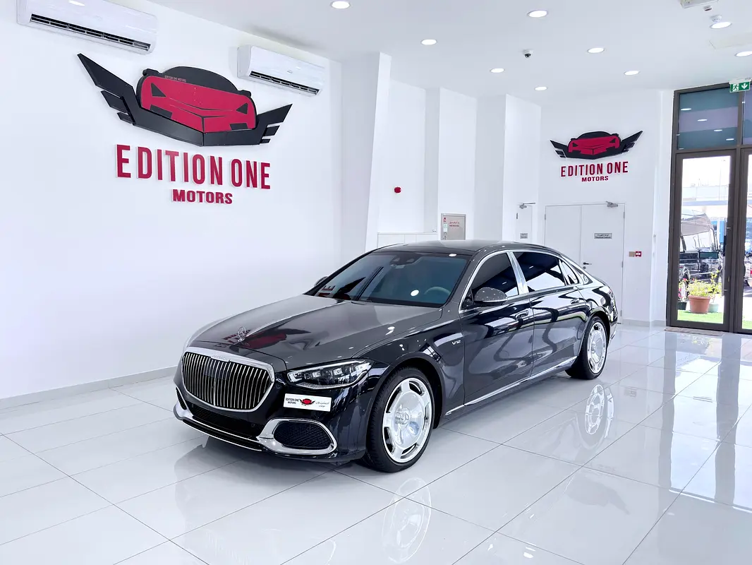 Mercedes-Maybach S-Class 2021 — photo 1 of 8