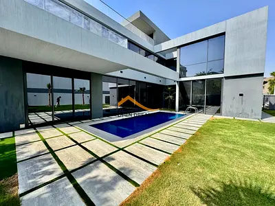 Hot offer | Luxurious 5 bedroom | Private pool| Ready to move | Limited time