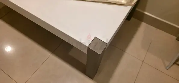Center Table White 4.3x2.3 Feet Size