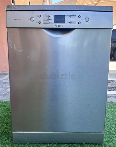 Used stainless steel BOSH dishwasher - working perfectly , some cosmetic wear