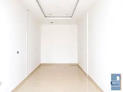 Road Facing Shop Available Close to Abu Baker Metro Station