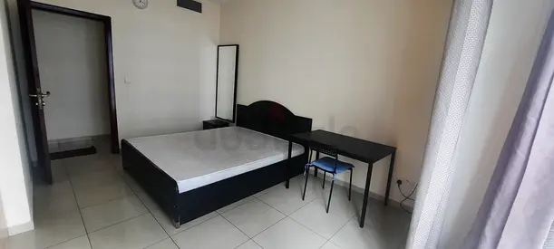 Fully furnished bedroom with separate bathroom available for a single executive woman