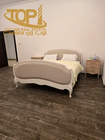 لإيجار السنوي – فيلا فاخرة مفروشة بالكامل بتصميم راقٍ ومساحات واسعة