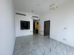 SPACIOUS UNIT | CHILLER FREE | SEMI CLOSED KITCHEN