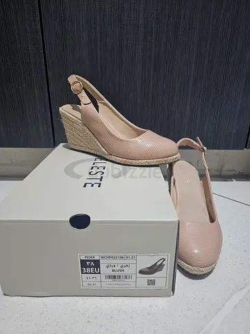 Beige espadrille wedge slingback heels - size 38 EU
