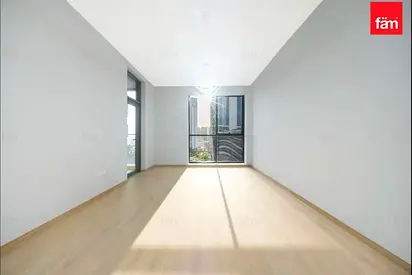 Brand new ready to move now open view
