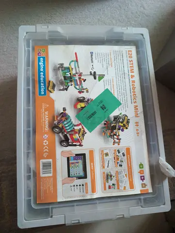 Engino E20 STEM  Robotics Mini Kit - Complete Set in Storage Box