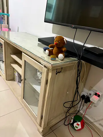 Tv table