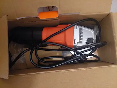 Black  Decker 650W Small Angle Grinder, G650