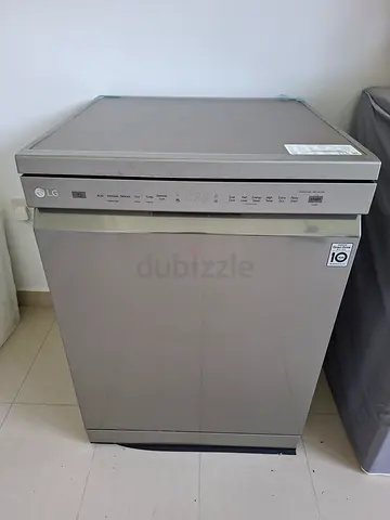 LG Stainless Steel Built-in Dishwasher - Excellent Condition
