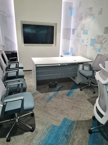 Management Desk