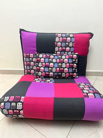 Foldable sofa bed