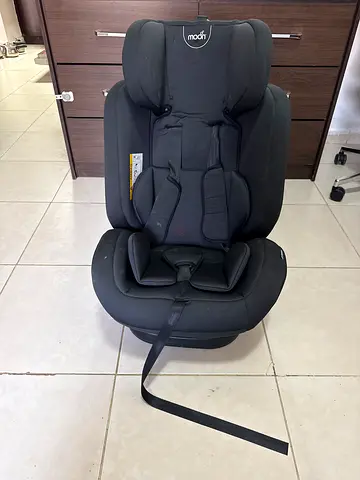 Used Joie I-Spin or similar Convertible Car Seat - Excellent Condition