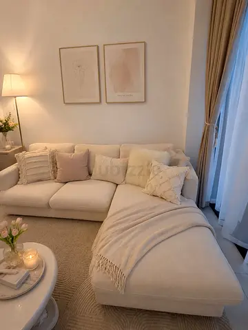 L-Shaped Sofa / Sectional Sofa